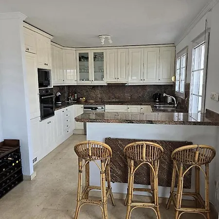 아파트 Penthouse *